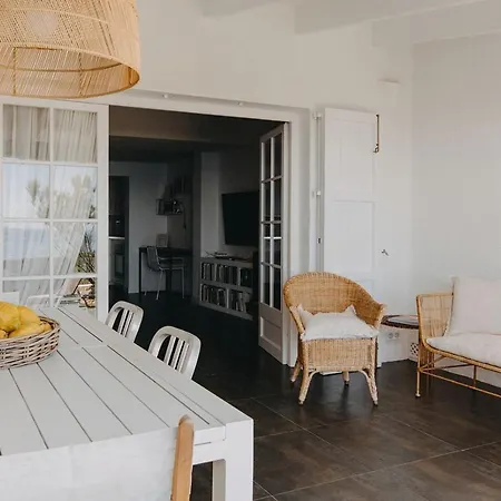 Semesterbostad Casa Binimares *